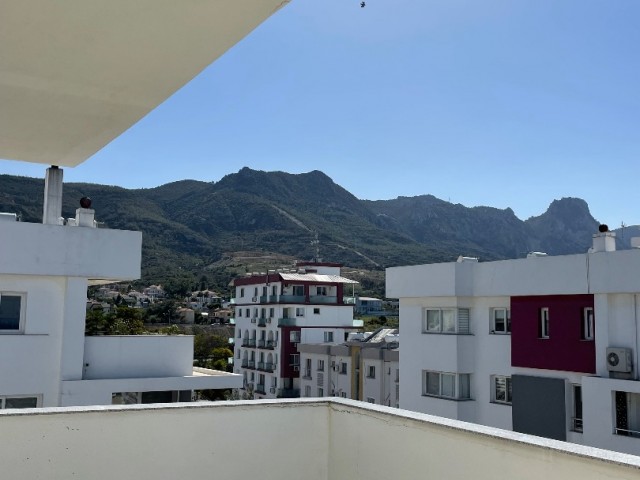 3+1 Wohnung mit Meerblick im Zentrum von Kyrenia