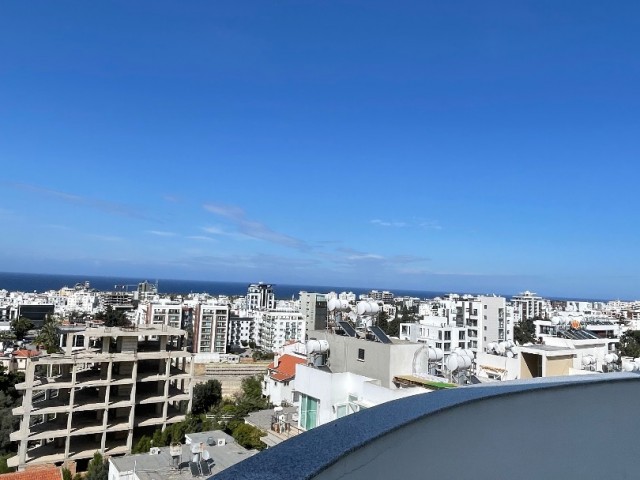 Girne merkezde deniz manzaralı 3+1 daire