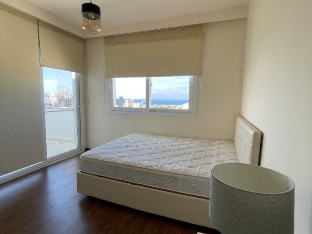 Girne merkezde deniz manzaralı 3+1 daire