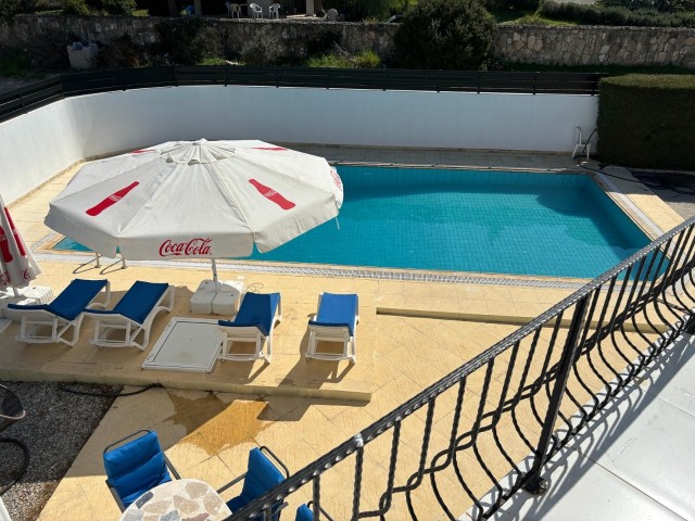 4+1 Villa zur Tagesmiete in Kyrenia Çatalköy