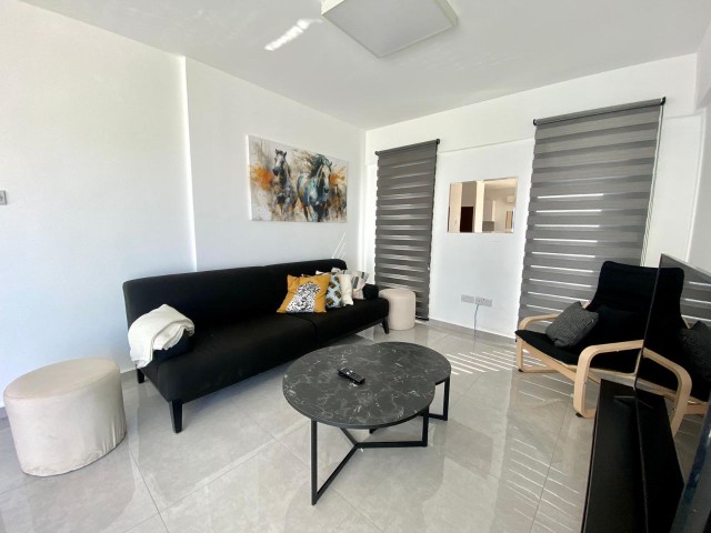 ZU VERMIETEN PENTHOUSE 3+1 KYRENIA CENTER