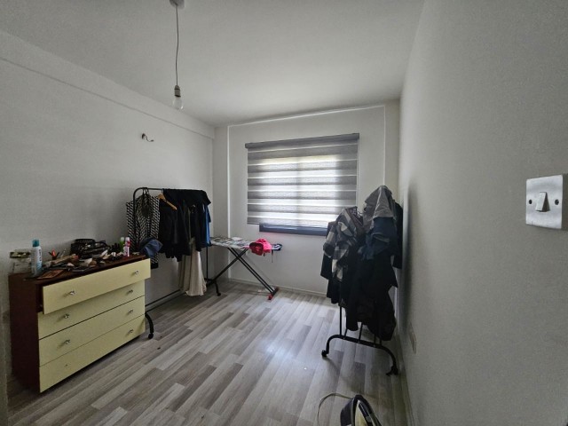 Alsancak Belediye Bölgesinde Satılık  2+1 Daire