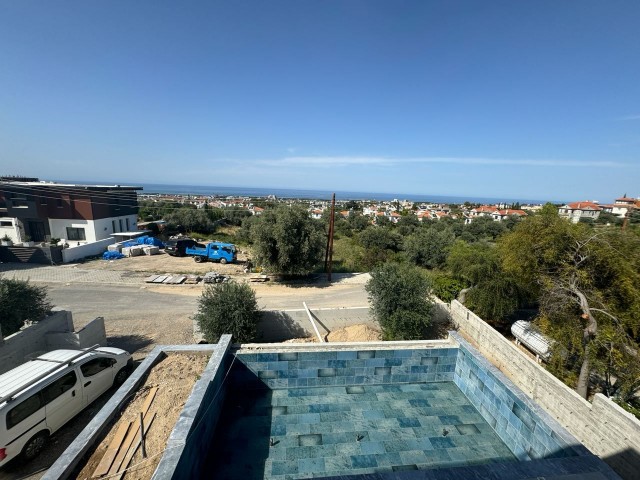 4+1 Wunderschöne Luxusvilla zum Verkauf: Modernes Leben mit atemberaubender Aussicht Bellapise, Kyrenia, Nordzypern