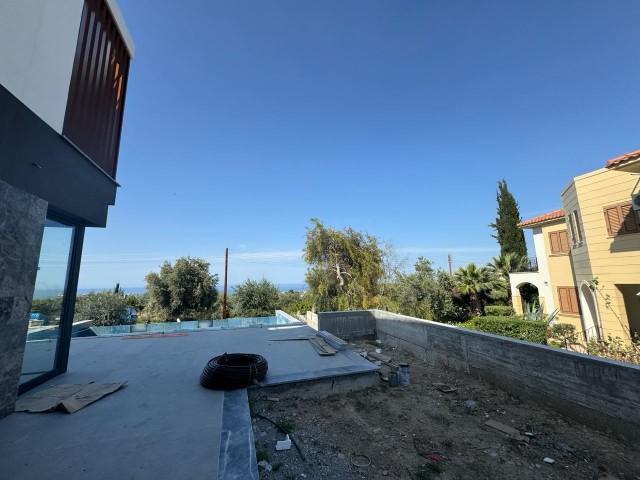 4+1 Wunderschöne Luxusvilla zum Verkauf: Modernes Leben mit atemberaubender Aussicht Bellapise, Kyrenia, Nordzypern