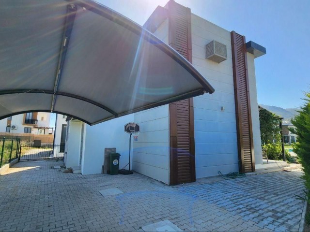 Ful eşyalı satılık 4+1 villa