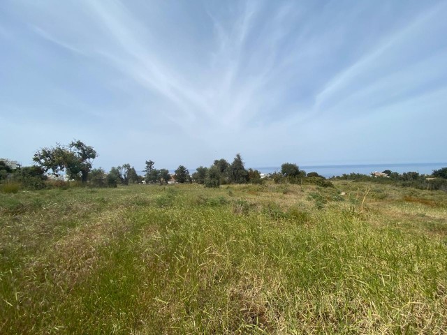 Grundstück zum Verkauf in herrlicher Lage in Kyrenia/Esentepe