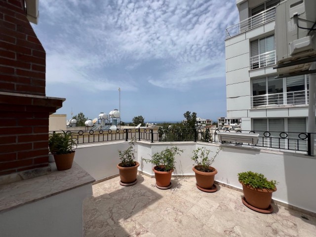 3+1 luxury penthouse For sale fully furnished. Kyrenia city center