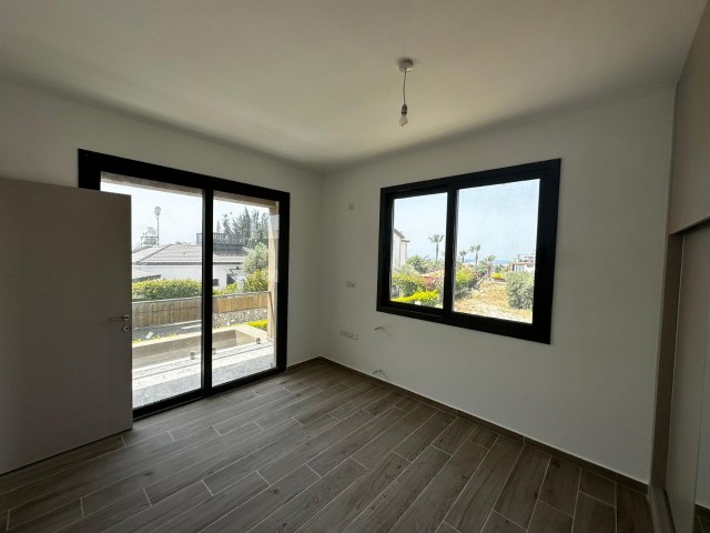 4+1 Villa mit Berg- und Meerblick zum Verkauf in Çatalköy