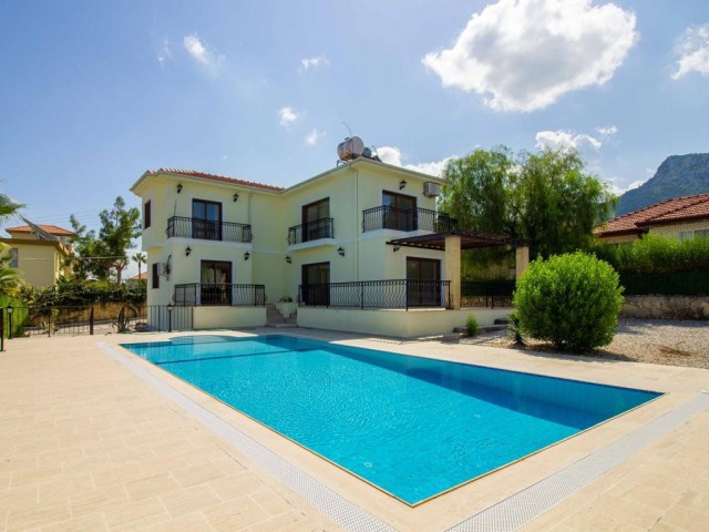 Detached 3+1 villa with private pool for sale in Catalkoy, Kyrenia / Title deed - Bellapais