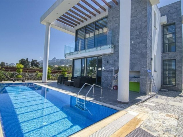 Luxury villa for rent in Ozanköy area