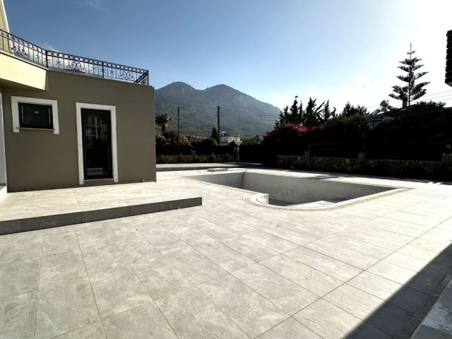 Villa Zu verkaufen in Lapta, Kyrenia