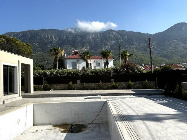 Villa Zu verkaufen in Lapta, Kyrenia