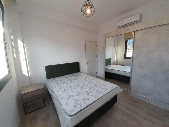 Girne merkezde  PENTHOUSE  (3+1)  esyali yeni