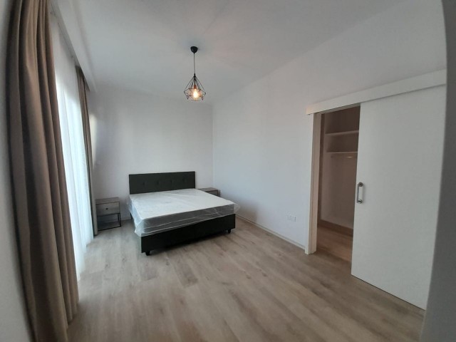 Neu möbliertes PENTHOUSE (3+1) im Zentrum von Kyrenia