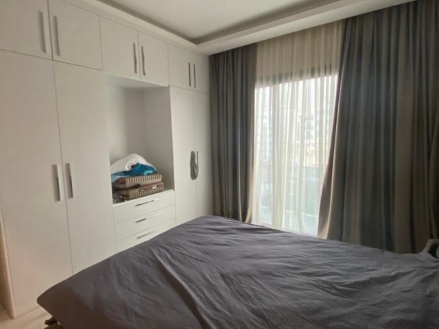  GİRNE MERKEZDE-ASLANLIVİLLA ARKASI- 2+1- PENTHOUSE SATILIK