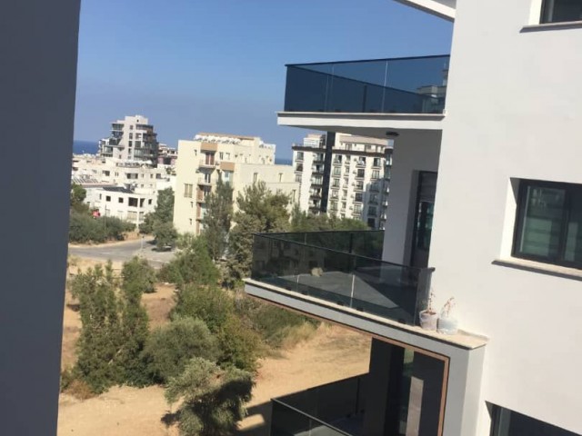 IN KYRENIA CENTER - BEHIND ASLANLI VILLA - 1+1 FOR RENT