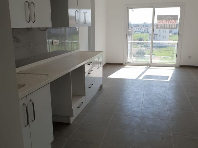 GAZİMAĞUSA - ÇANAKKALE' DE SATILIK 2+1 4. KAT DAİRE