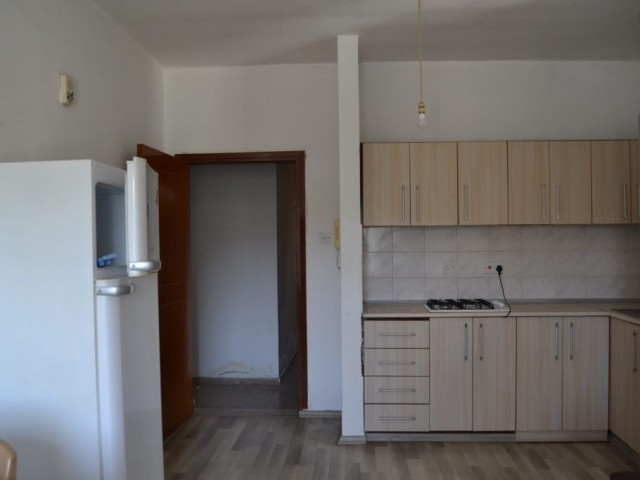 GAZİMAĞUSA KARAKOL' DA SATILIK 3 1 DAİRE