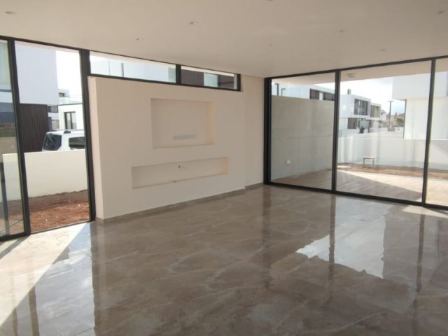 4+1 VILLA FOR SALE IN FAMAGUSTA NEWBOGAZICI