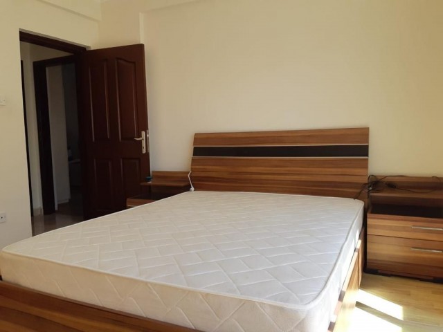 2+1 PENTHOUSE WOHNUNG ZU VERKAUFEN IM ZENTRUM VON FAMAGUSTA