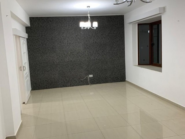 FAMAGUSTA YENIBOĞAZİÇİ 3+1 FLAT FOR SALE