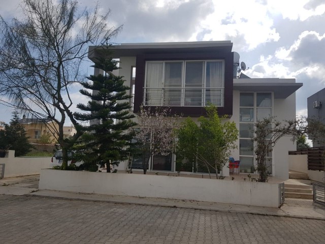 3 BEDROOM DETACHED VILLA FOR SALE IN TUZLA CENTER