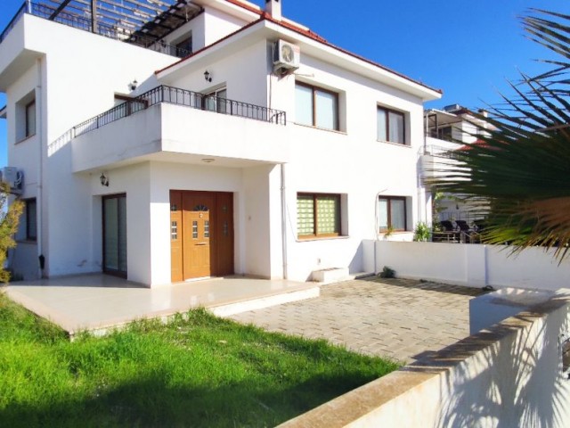 3+1 TRIPLEX IKIZVILLA FOR SALE IN İSKELE BAHÇELER AREA