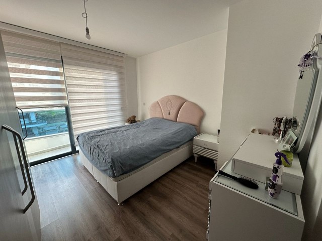 Girne Merkezde Deniz Manzaralı En Suit 3+1 Full Eşyalı Penthouse