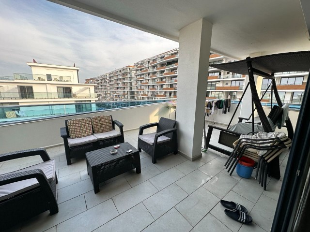 Girne Merkezde Deniz Manzaralı En Suit 3+1 Full Eşyalı Penthouse