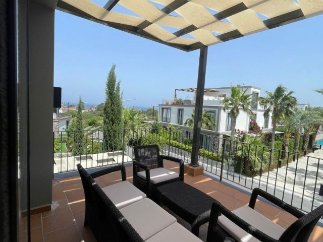 Flat for rent 3+1 penthouse Natura Site private terrace Nature, sea and pool view