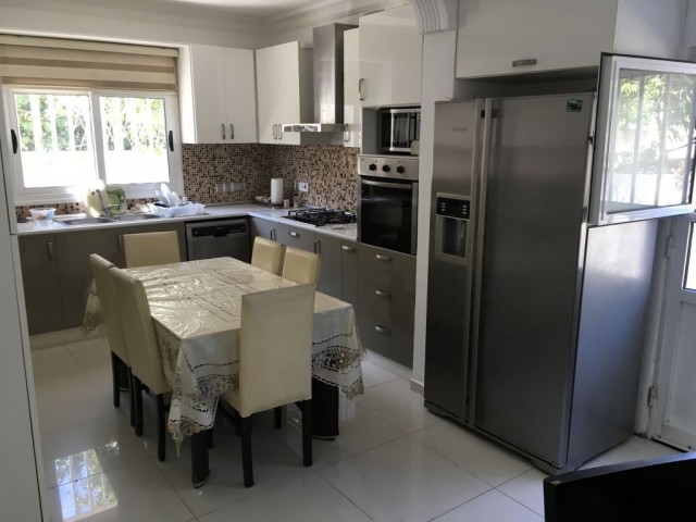 3 double bedrooms double front room, large kitchen, breakfast bar, Nicosia 