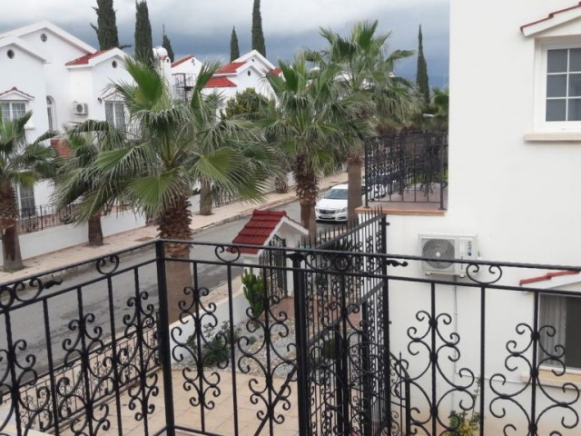 4-Bett-Plus-Penthouse-Lux-Villa. Eigener Pool