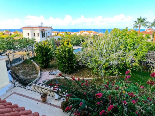 Villa For Sale in Çatalköy, Kyrenia