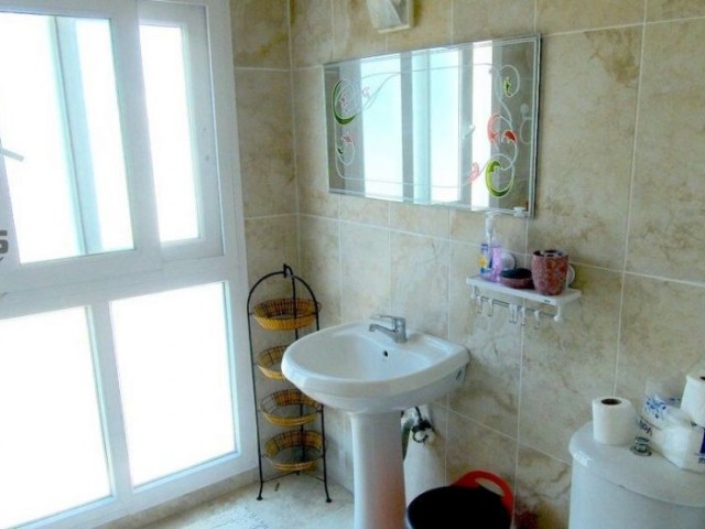 SA-142 Penthouse  1 1  in the center of Kyrenia