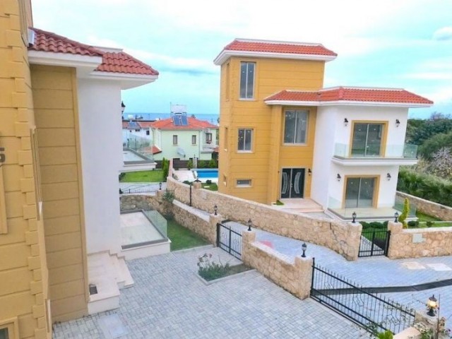 SV-362 Excellent villa in Alsancak