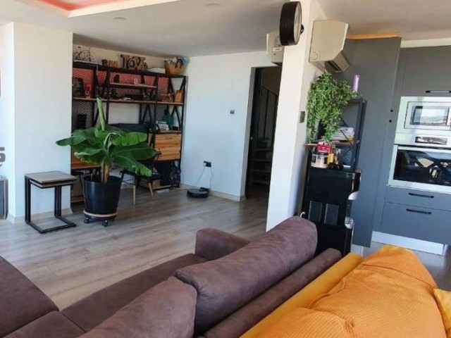 SA-357 Ultra modern penthouse in Girne