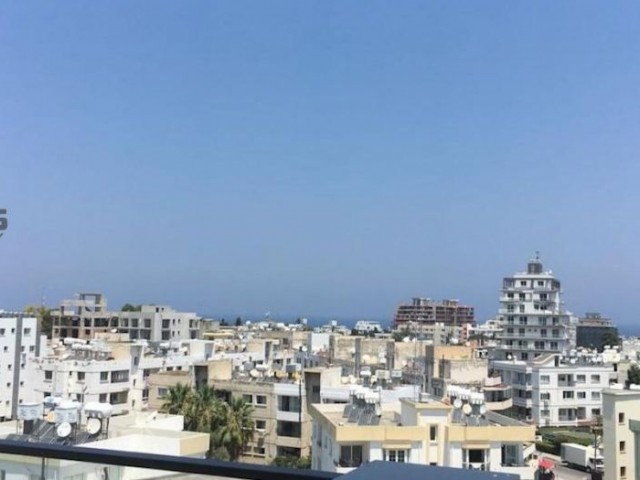 پنت هاوس برای فروش in Girne Merkez, گیرنه