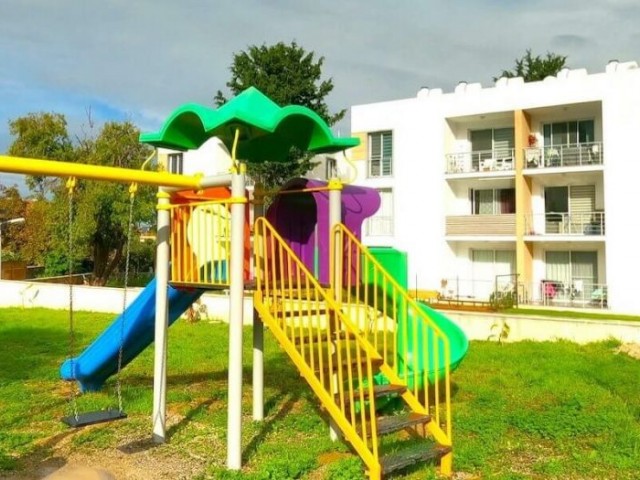 SA-2275 Wohnung in Alsancak in der Nähe der Schule