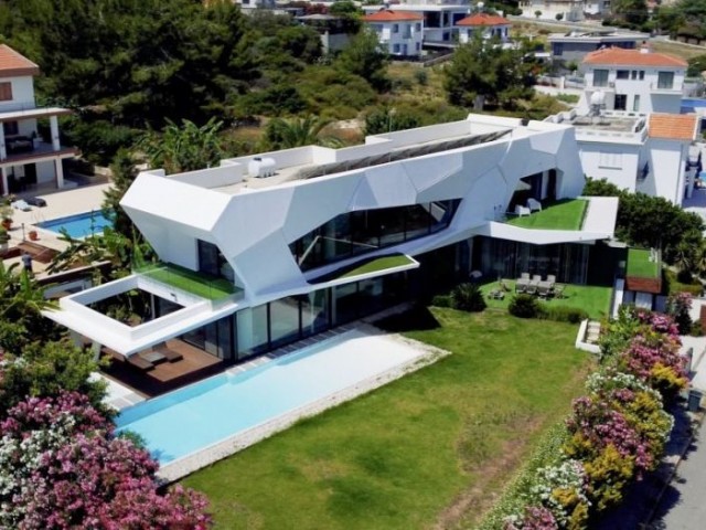 SV-379 Luxurious Villa 3 1 in Catalkoy