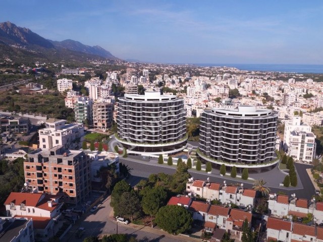 GİRNE MERKEZDE (CC TOWERS) DENİZ VE DAĞ MANZARALI 2 ADET SATILIK DAİRE 