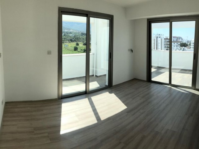 Penthouse Mieten in Girne Merkez, Kyrenia