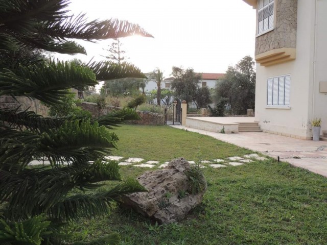 Villa For Sale in Ozanköy, Kyrenia