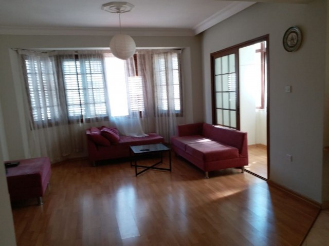 Flat To Rent in Girne Merkez, Kyrenia