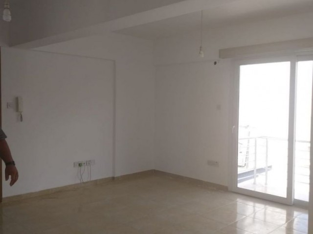 Flat To Rent in Girne Merkez, Kyrenia