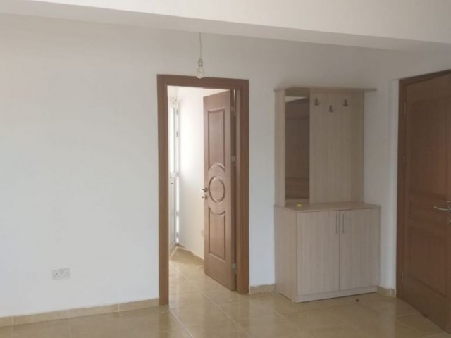 Flat To Rent in Girne Merkez, Kyrenia