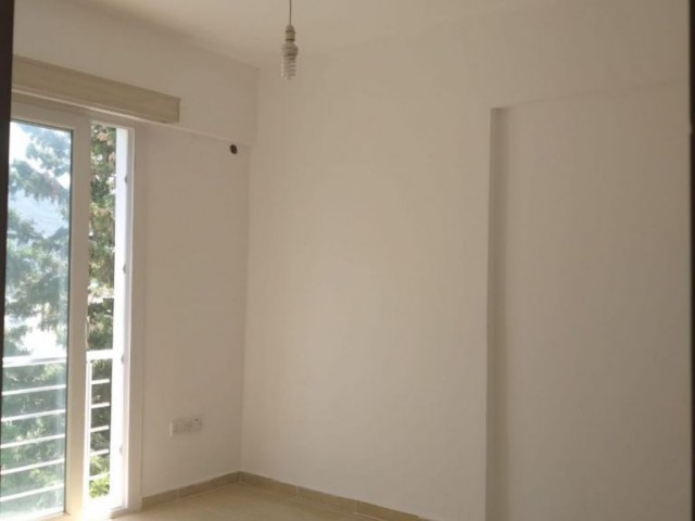 Flat To Rent in Girne Merkez, Kyrenia