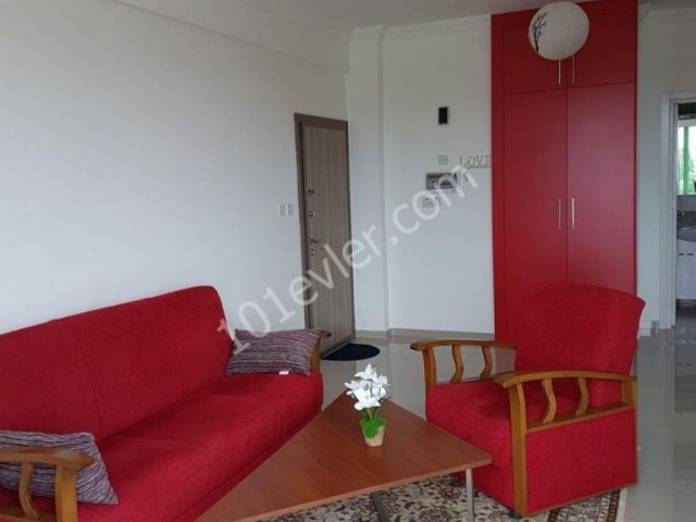 GİRNE KARAOĞLANOĞLU'NDA KİRALIK 1+1 LÜX DAİRE