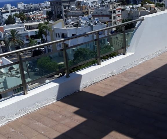 Penthouse Mieten in Girne Merkez, Kyrenia