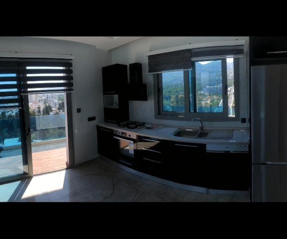 GİRNE NİN MERKEZİ KALBİNDE ULTRA LÜX 2+1 KİRALIK PENTHOUSE