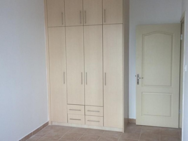 GİRNE MERKEZ DE SATILIK 2+1 DAİRE